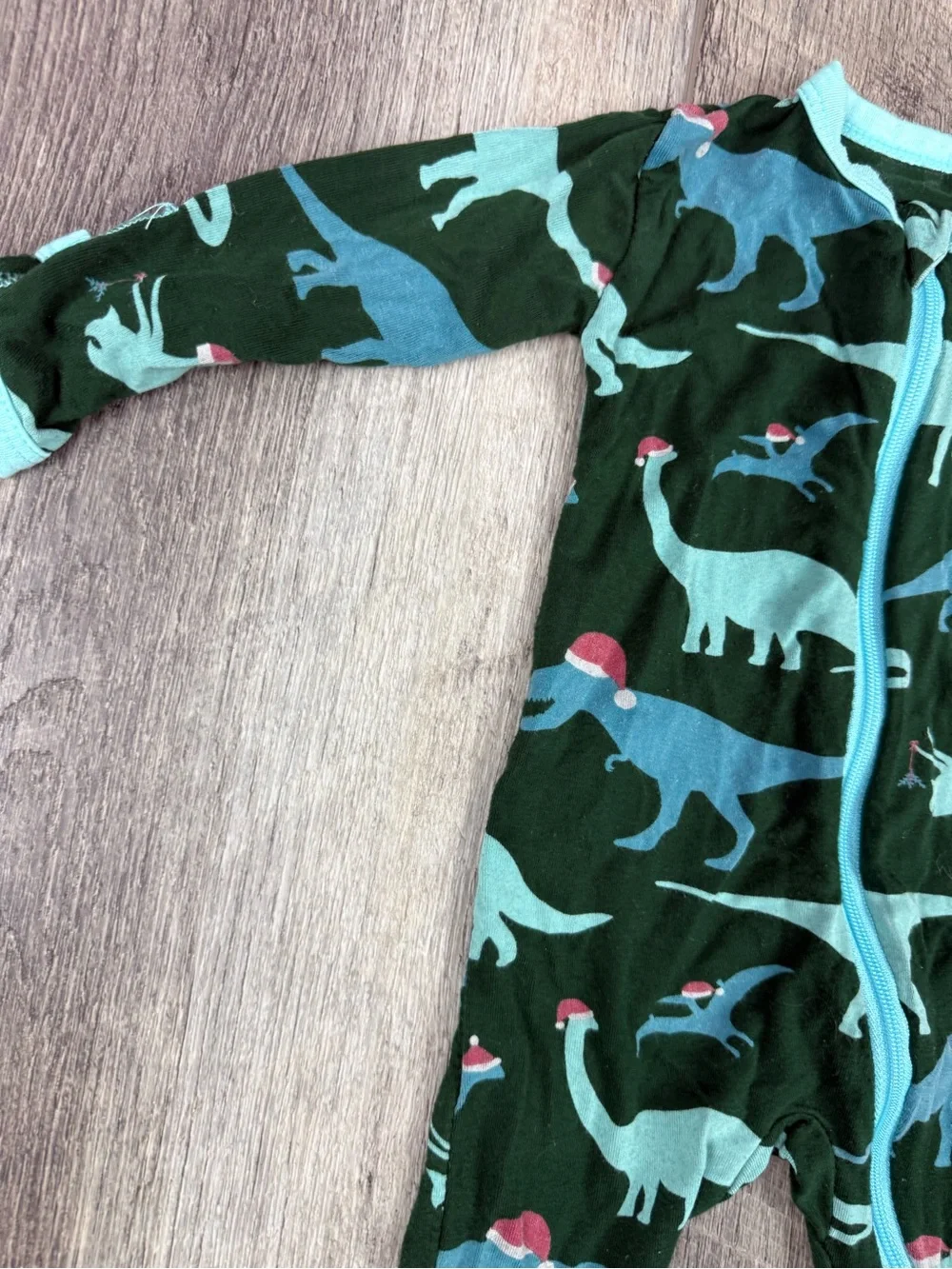 KicKee‎ Kids Green Dinosaur PJs